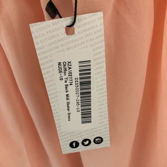 Boohoo formal/grad dress NWT - Picture 5 of 5